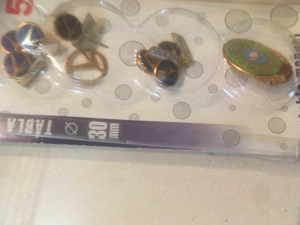 Colectie insigne diverse, romanesti si straine