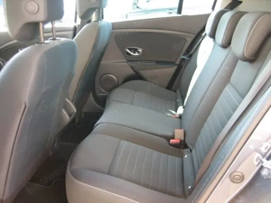 Renault Megane 1.5 dCi 110 CP 2015 Limited,Facelift,Navigatie,Touchscreen,Bluetooth,PDC,Jante 16". - imagine 11