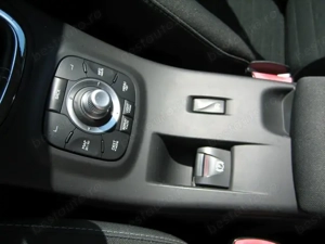 Renault Megane 1.5 dCi 110 CP 2015 Limited,Facelift,Navigatie,Touchscreen,Bluetooth,PDC,Jante 16". - imagine 18