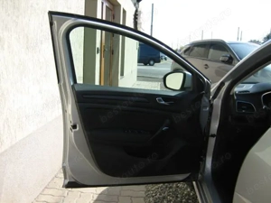 Renault Megane 1.5 dCi 116 CP 2019 Business Edition,Led,Navigatie,Touchscreen,Bluetooth,PDC,Jante 16 - imagine 15