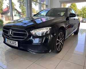 Mercedes-Benz E220d - imagine 2 Mercedes-Benz E220d - imagine 2