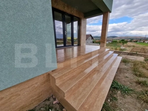 Casă pe un nivel, 4 camere, compartimentare decomandată, zonă liniștită