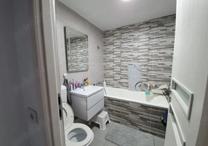   CENTRU Chirie Ap 2 camere pe Bld Decebal in blocul cu BCR