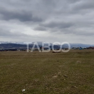 Teren intravilan 11.400 mp deschidere 45 ml in Talmaciu zona de case