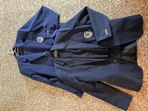 Vand uniforma baieti Colegiul BP Hasdeu