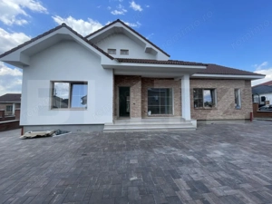 Casa pe un nivel, 120 mp utili, 580 mp de teren, Bistrita