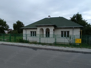 Casa devanzare, central Tg.Ocna - imagine 3