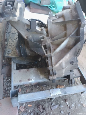 ,cutie viteze,piese de Ford focus combi1.6 benzină 16v 85kw 2005 - imagine 10