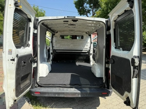 Renault Trafic Modelu nou 2016 clima ,navi etc. - imagine 9 Renault Trafic Modelu nou 2016 clima ,navi etc. - imagine 9