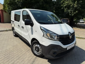 Renault Trafic Modelu nou 2016 clima ,navi etc. - imagine 3 Renault Trafic Modelu nou 2016 clima ,navi etc. - imagine 3
