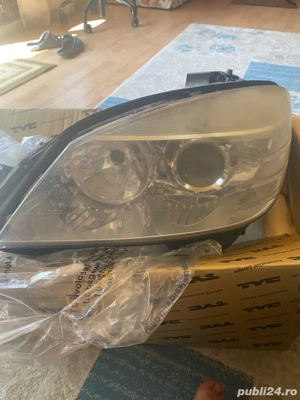 Vand faruri de mercedea benz c class 2008/2009