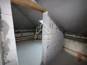 Casă individuală de vânzare – 200 MP UTILI | 1800 MP-TEREN | STREMT | - imagine 13