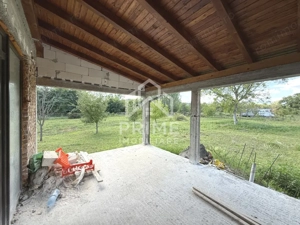 Casă individuală de vânzare – 200 MP UTILI | 1800 MP-TEREN | STREMT | - imagine 9