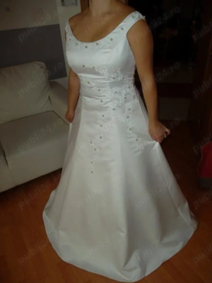 Rochie mireasa crem  fildeș cu trandafiri  - imagine 2