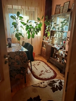 Vând apartament 3 camere decomandat  - imagine 5