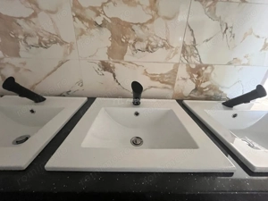 Lugoj, Pensiune 16 Cam., 850 Mp, Renovata Str. Principala - imagine 16