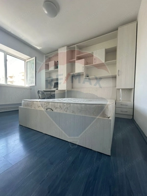 De vanzare apartament 3 camere,  MB 20 Slobozia IL - imagine 8 De vanzare apartament 3 camere,  MB 20 Slobozia IL - imagine 8