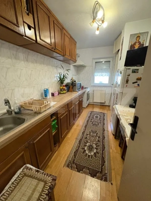 Apartament decomandat cu 3 camere și 2 balcoane, zona Vasile Aaron - imagine 5