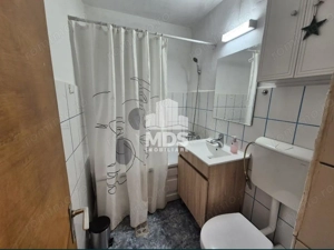 Decomandat, mobilat  #537;i utilat în Complexul Studen #539;esc - imagine 4