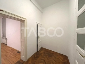 Apartament de vanzare cu 5 camere garaj zona Central din Sibiu - imagine 18 Apartament de vanzare cu 5 camere garaj zona Central din Sibiu - imagine 18