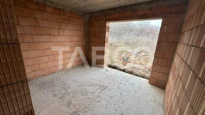 Casa de vanzare individuala 5 camere curte 500 mpu 127 mpu Selimbar - imagine 16