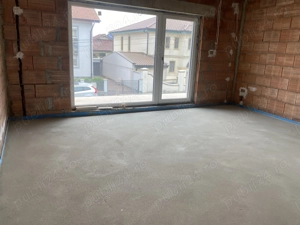 Zona Braytim, BLOC NOU, apartament 3 camere decomandat, etaj 1, 70 mp utili, preț 2100 euro mp - imagine 2