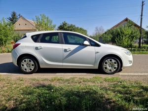 Opel Astra j 1.6 benzina  - imagine 7 Opel Astra j 1.6 benzina  - imagine 7