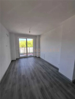 Apartament 3 camere finisat, zona Stefan cel Mare
