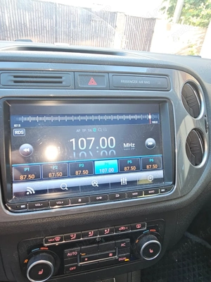 Volkswagen Tiguan 1.4 TSI an 2011 - imagine 7