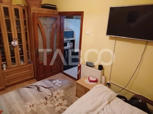 Apartament la casa de vanzare 3 camere terasa pivnita Orasul de Jos - imagine 5