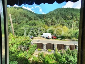 Casa de vanzare cu 6 camere in drumul spre Paltinis bonus inca o casa - imagine 8