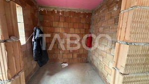 Casa 130 mpu  individuala curte libera 410mp de vanzare zona Selimbar - imagine 10