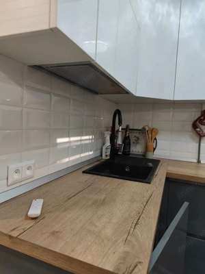 Apartament cu 1 camera in zona Sagului - imagine 6