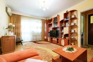 Apartament 4 camere – spațios și bine compartimentat – Calea Crangasi