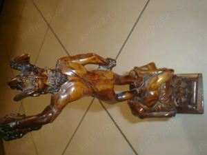 Replica 1960 rasina fildes Statuia Perseu ținând capul tăiat Medusa, Made in ITALY - imagine 4