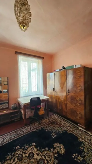 Casă individuală compusă din două apartamente, cu teren liber de 540 mp  - imagine 7