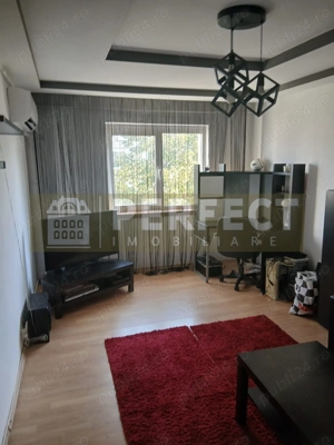 Zona PALTINIS, 58mp, 3 camere DECOMANDAT, AN 1986!! Pret 71000 euro!!