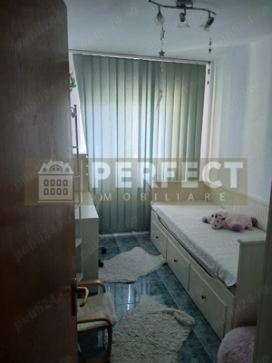 Zona PALTINIS, 58mp, 3 camere DECOMANDAT, AN 1986!! Pret 69.999 euro!! - imagine 6