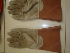 Echipamente protectie: manusi, ochelari, masti