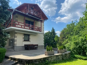 Casă de vacanță la munte   7 camere   IDEALĂ PENTRU INVESTIȚIE