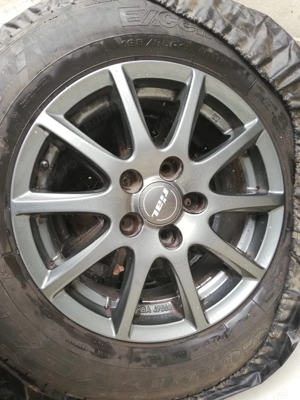 Vând jante Rial R15