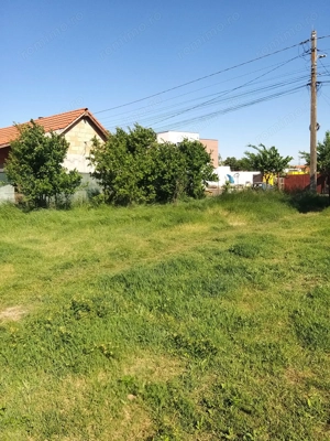 Teren in vatra satului - imagine 2