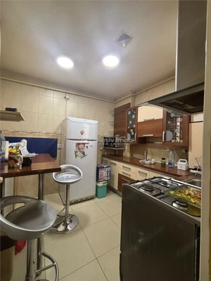 Etaj si Mansarda in Vila, Mall Vitan - imagine 3