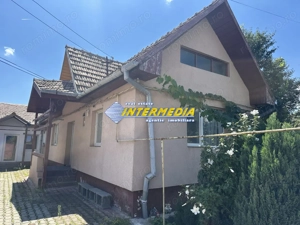 OKAZIE ! Casa 4 Camere 2 Bai, 2 Bucatarii Anexe Garaj Curte pavata de vanzare in Alba Iulia zona