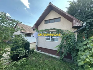 OKAZIE ! Casa 4 Camere 2 Bai, 2 Bucatarii Anexe Garaj Curte pavata de vanzare in Alba Iulia zona - imagine 7