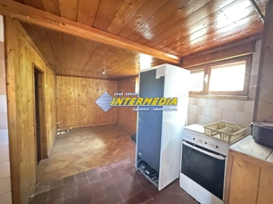 OKAZIE ! Casa 4 Camere 2 Bai, 2 Bucatarii Anexe Garaj Curte pavata de vanzare in Alba Iulia zona - imagine 17