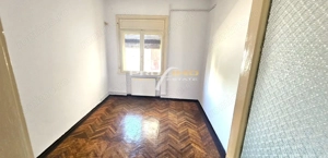 Ultracentral, Apartament - Birou de inchiriat 6 camere, su.144mp - imagine 9 Ultracentral, Apartament - Birou de inchiriat 6 camere, su.144mp - imagine 9