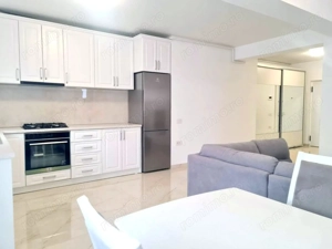 Apartament 2 camere de închiriat în ansamblul Roka Concept, Micro 17 - imagine 8