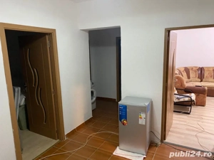 Vand apartament 3 camere cf.1 decomandat - imagine 3