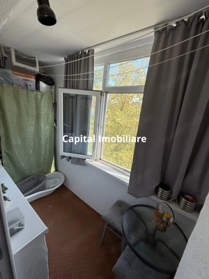 Apartament spațios cu 4 camere de vânzare în Micro 16 – Galați - imagine 5